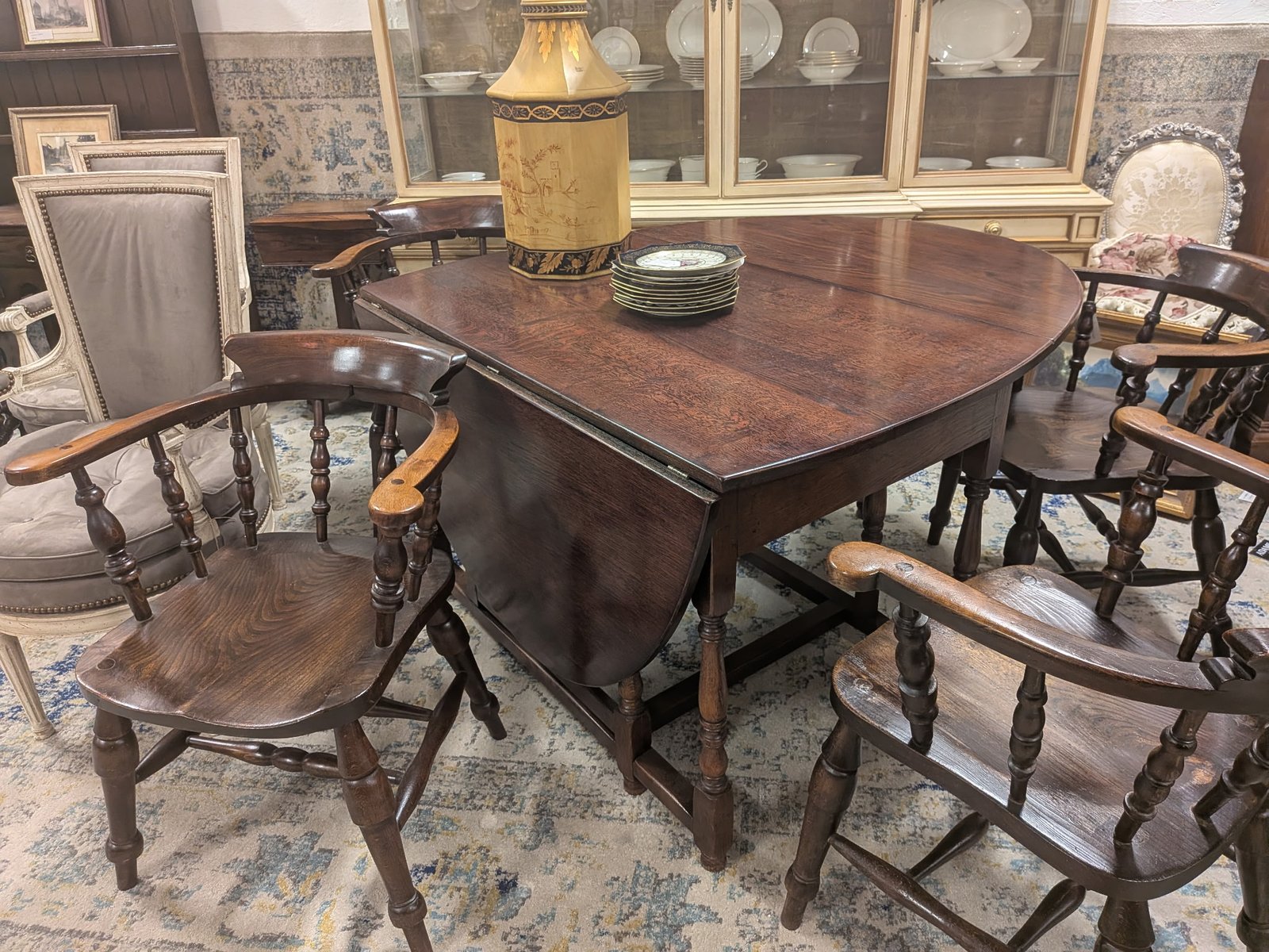 Antique Oak Gateleg Drop-Leaf Table