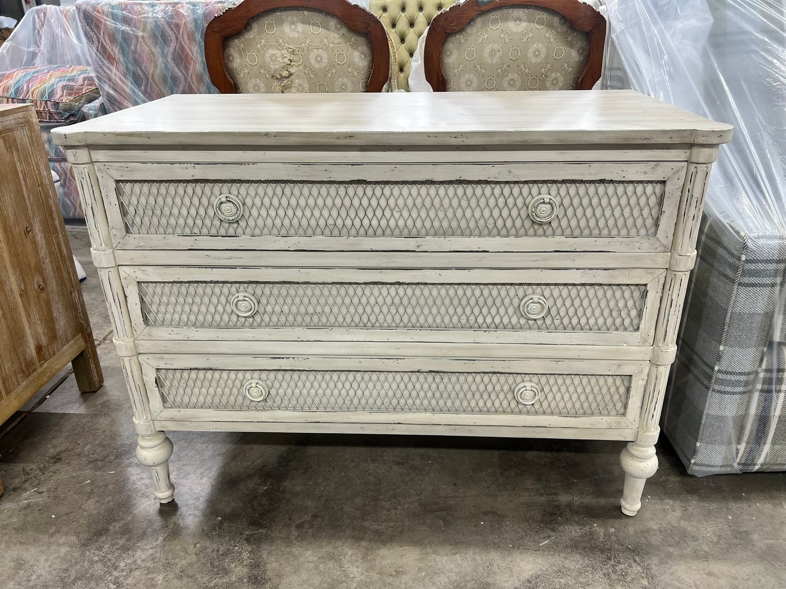 Chalk White Diamond-Front Three-Drawer Chest
