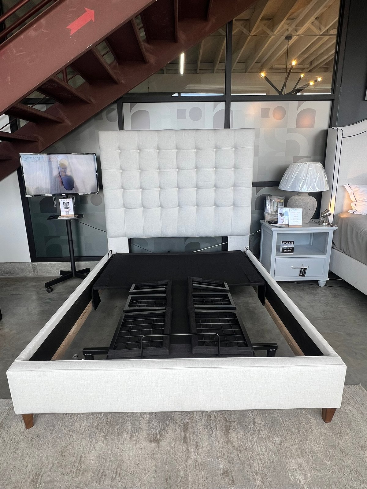 Grid Tufted Queen Upholstered Bed