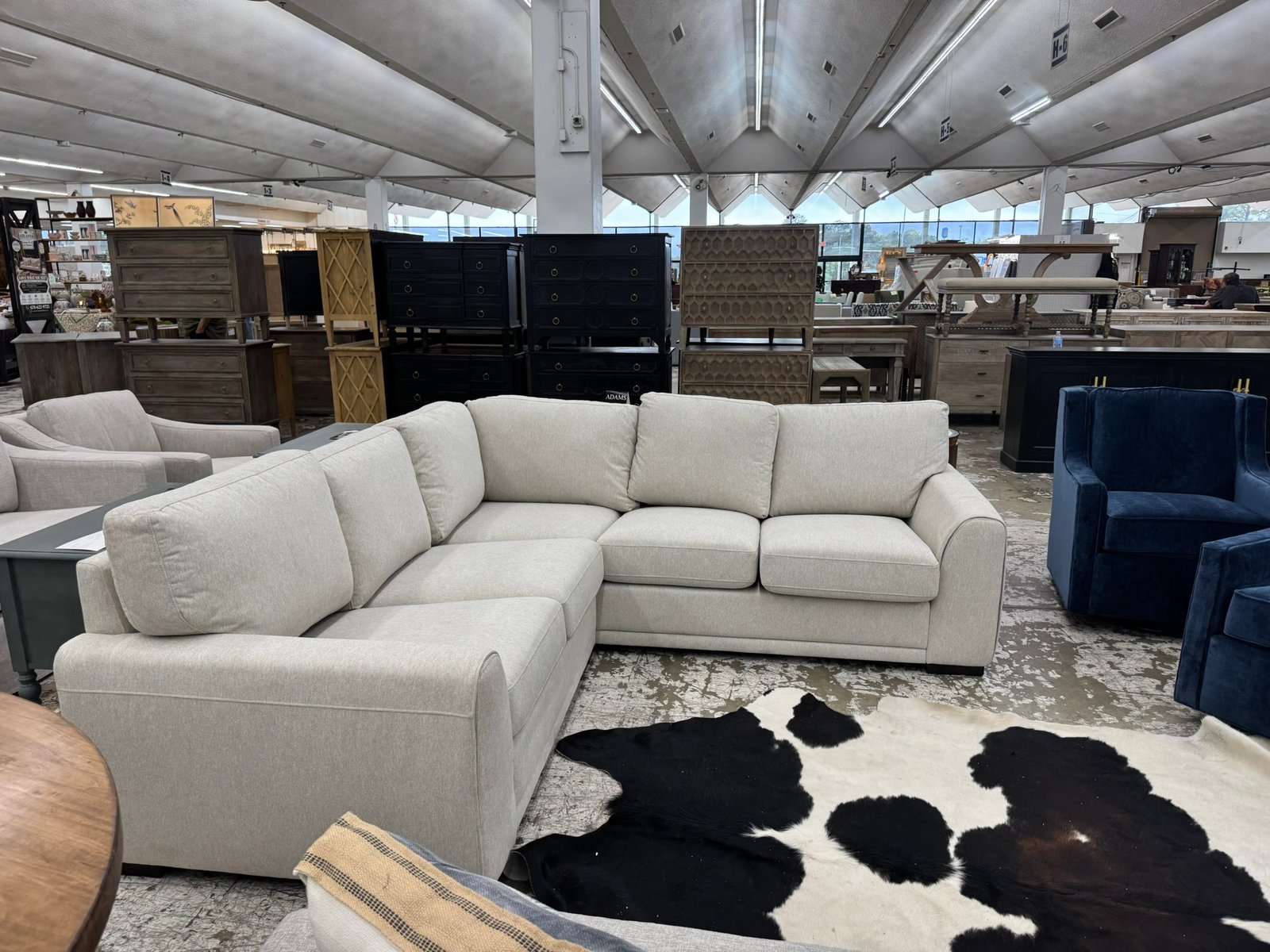 L-Shaped Sectional