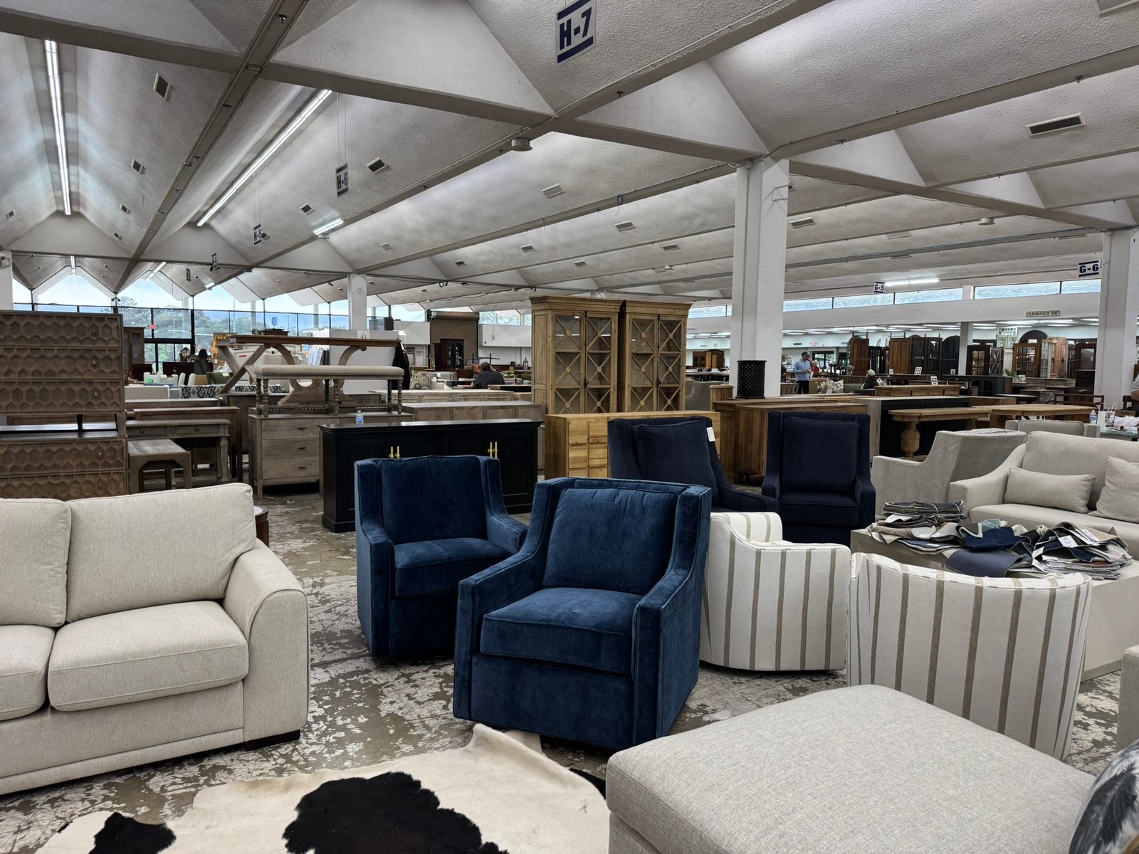 Navy Swivel Club Chair